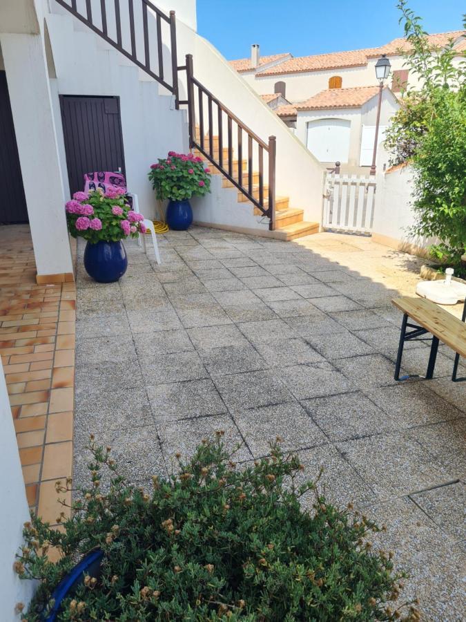 Bed and Breakfast Les Saladelles Saintes-Maries-de-La-Mer Exterior foto