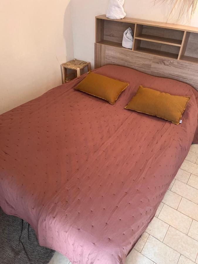 Bed and Breakfast Les Saladelles Saintes-Maries-de-La-Mer Exterior foto